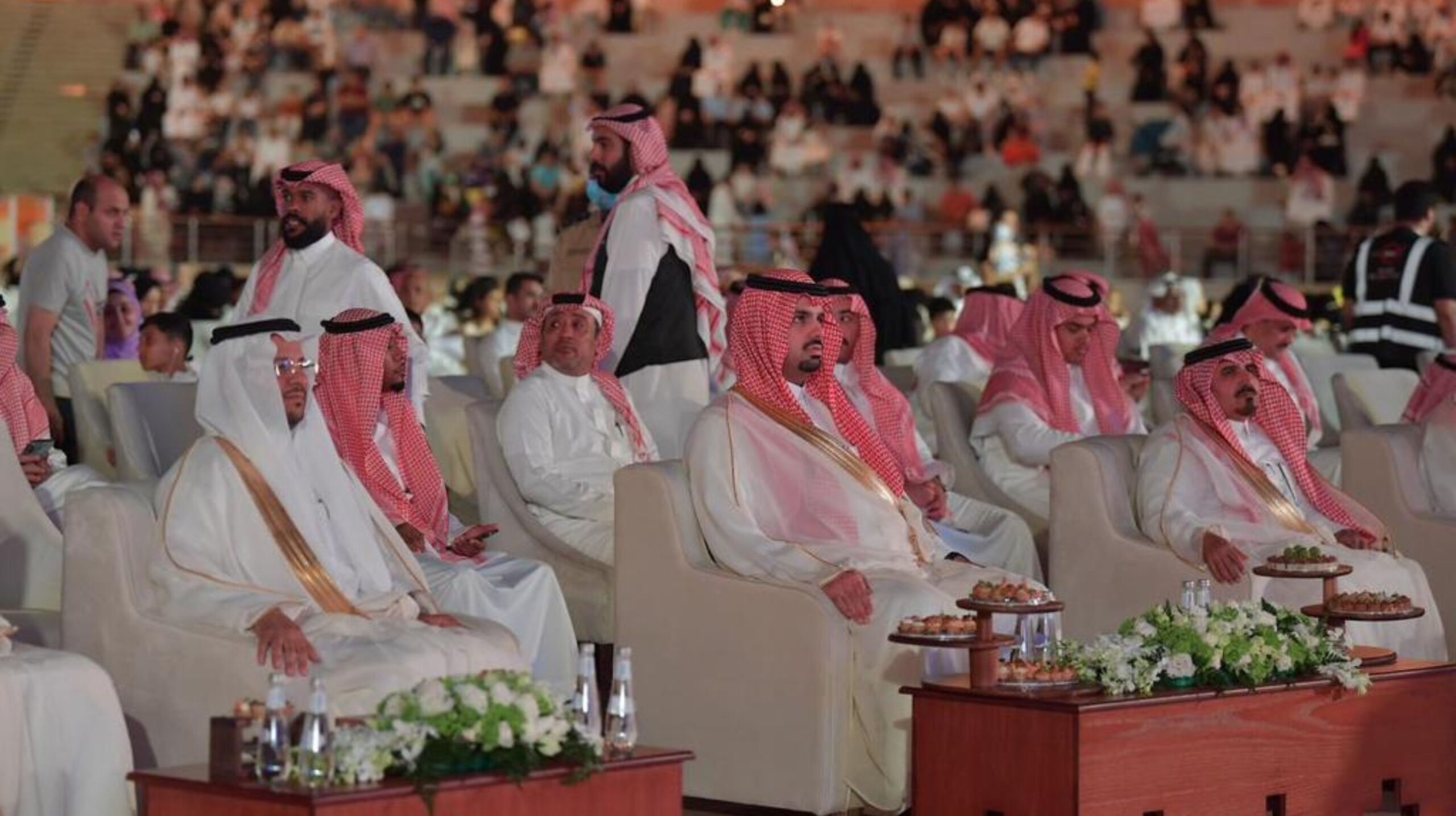 11